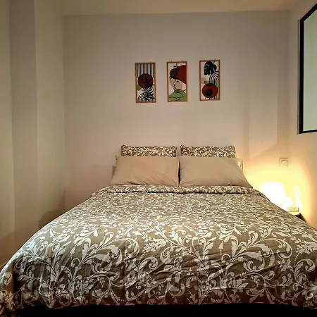 Charming Paris Nest Near Montmartre * Parigi